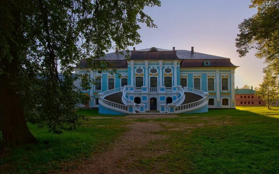 Дворянские усадьбы смоленской области. Музей-заповедник Грибоедова Хмелита. Смоленск усадьба Хмелита. Усадьба Хмелита имение Грибоедовых. Хмелита Смоленская область усадьба Грибоедова.