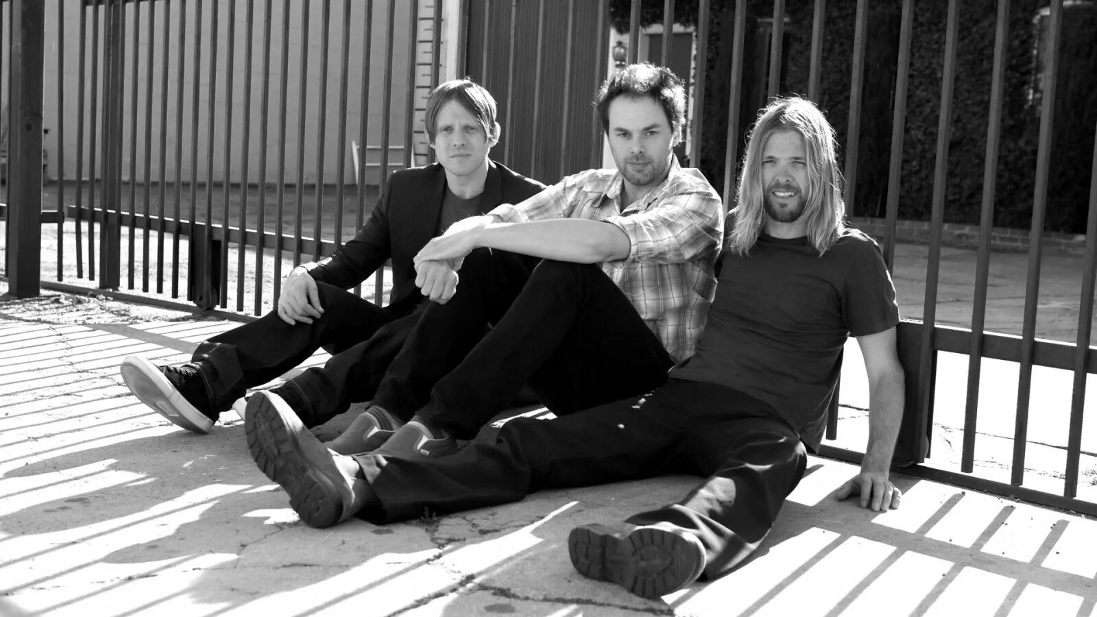 Тейлора в контакте. Taylor Hawkins. .Taylor Hawkins & the Coattail Riders. Мэтт Кэмерон и Тейлор Хокинс. Тейлор Хокинс в молодости.