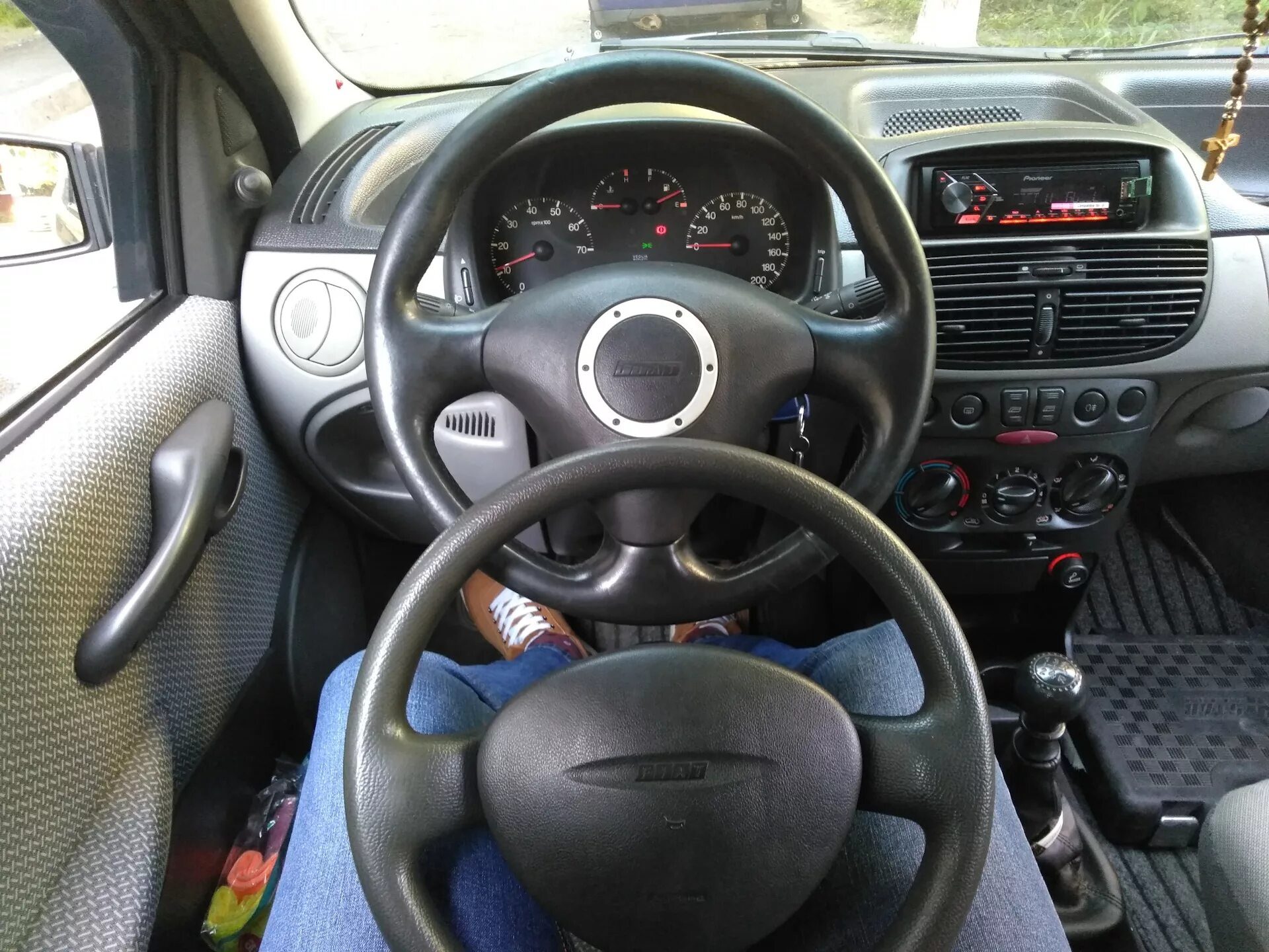 Как снять руль фиат Ремонт шлейфа руля FIAT Grande Punto, 1,4 л, 2006 года электроника DRIVE2