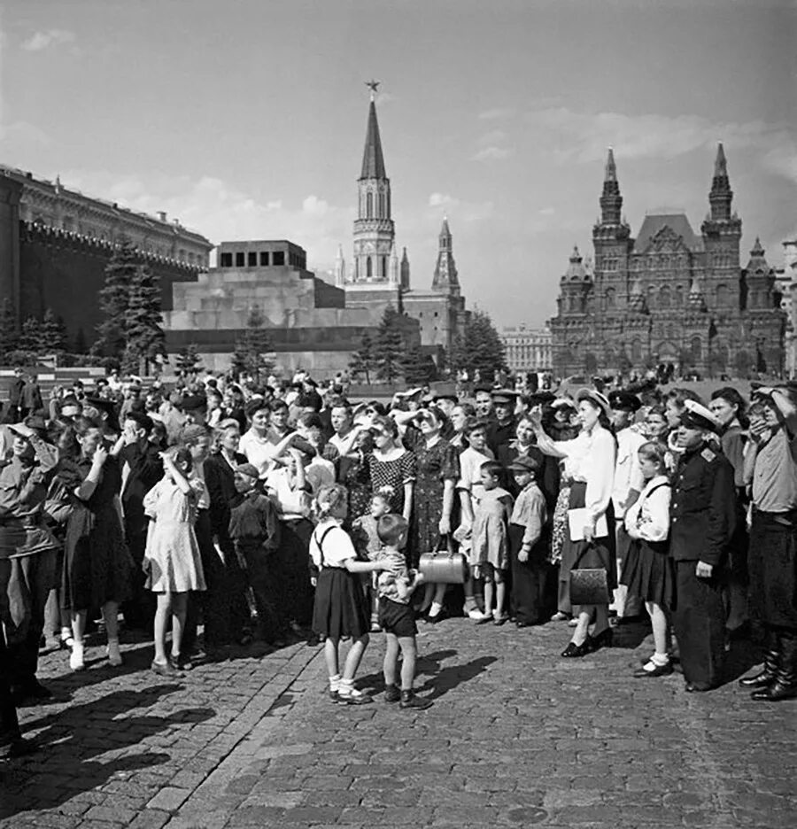 Москва СССР. Москва СССР 1950 красная площадь. Москва 1951 год. 1950 Год Москва красная площадь.