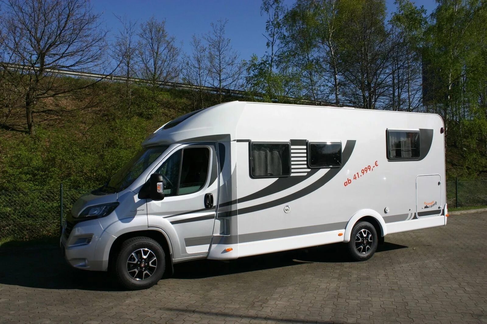 Автодом mercedes benz sprinter 6x6. Автодом российского производства. Газ 3302 автодом. Кемпер для пикапа helix 2400. Mercedes-benz sprinter, 1997 автодом.