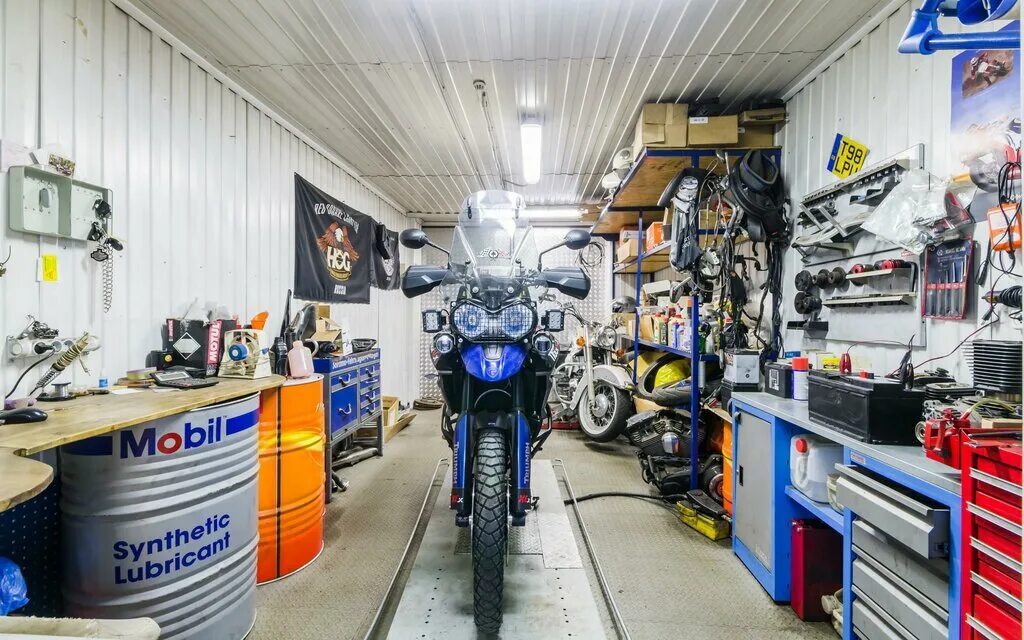Мотоциклы на сервисе. Dr-moto. Сервис мототехники. Мотосервис пушкино. Мотосервис.