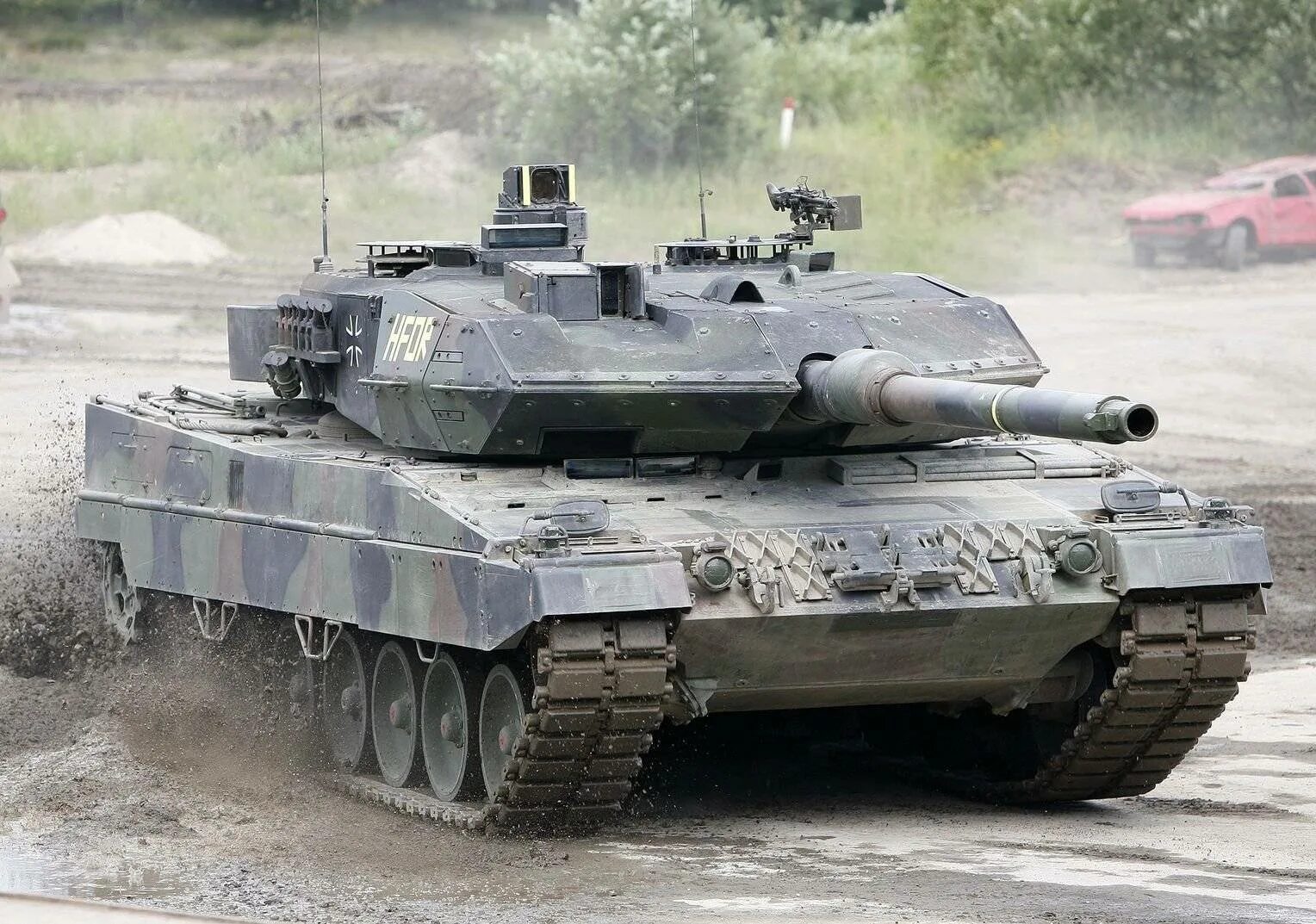 Леопард 2 количество. Леопард 2а7. Танк леопард 2а7. Leopard 2a5 Бундесвер. Leopard 2a6 Бундесвер.