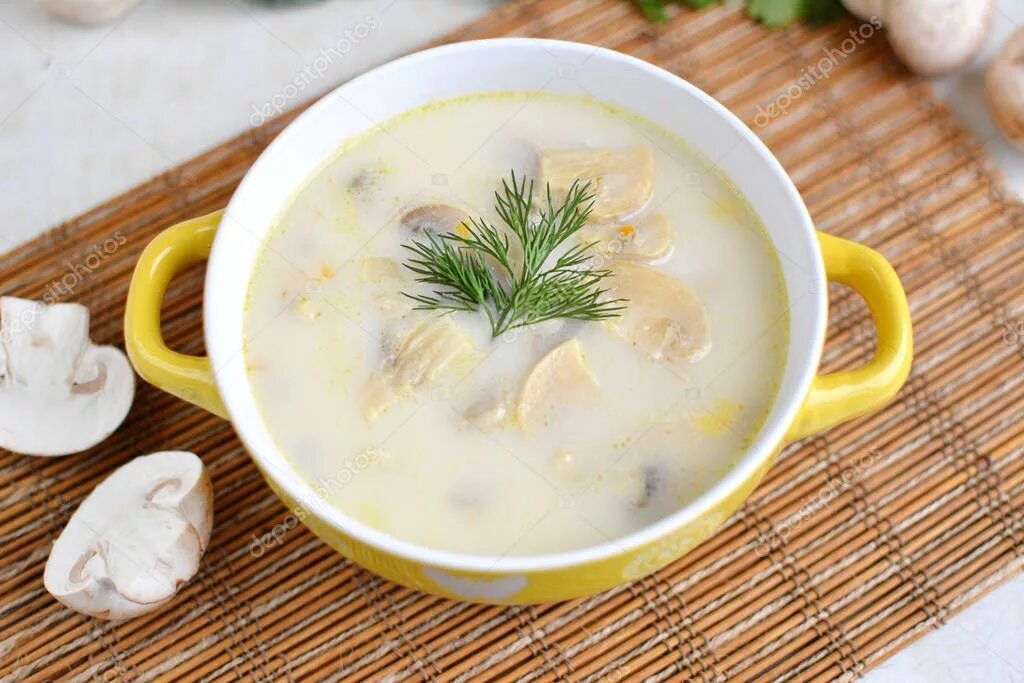 Суп пюре грибной с сыром. Сырный суп с грибами и плавленным сыром. суп с плавленным сыром и курицей и грибами. суп с плавленным сыром и грибами. суп с шампиньонами и плавленным сыром.