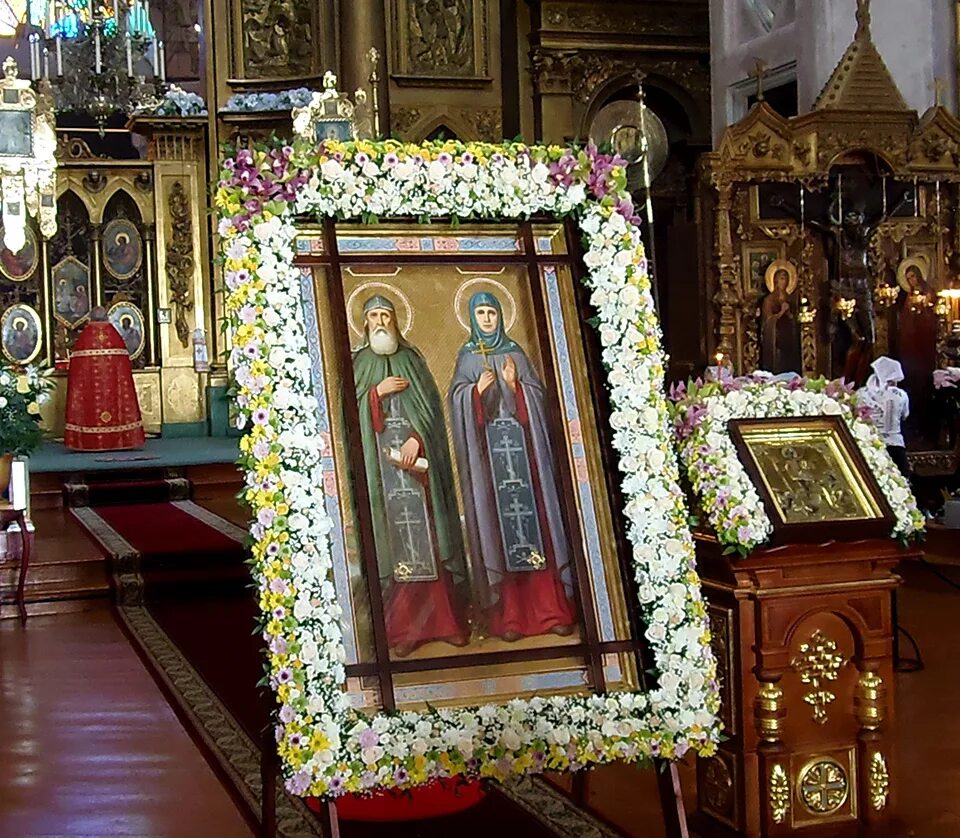 мощи петра и февронии в муроме. муром мощи петра и февронии. муром мощи. муром мощи. свято-троицкий женский монастырь в муроме мощи петра и февронии.