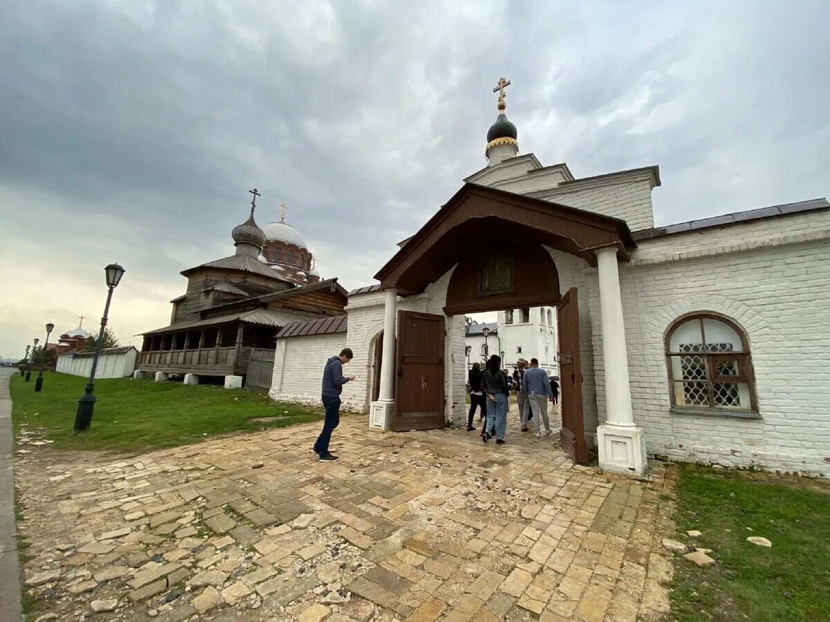 Остров Свияжск. Остров-град Свияжск в Казани. Казань крепость Свияжск. Крепость Свияжск 1551. Строительство свияжска