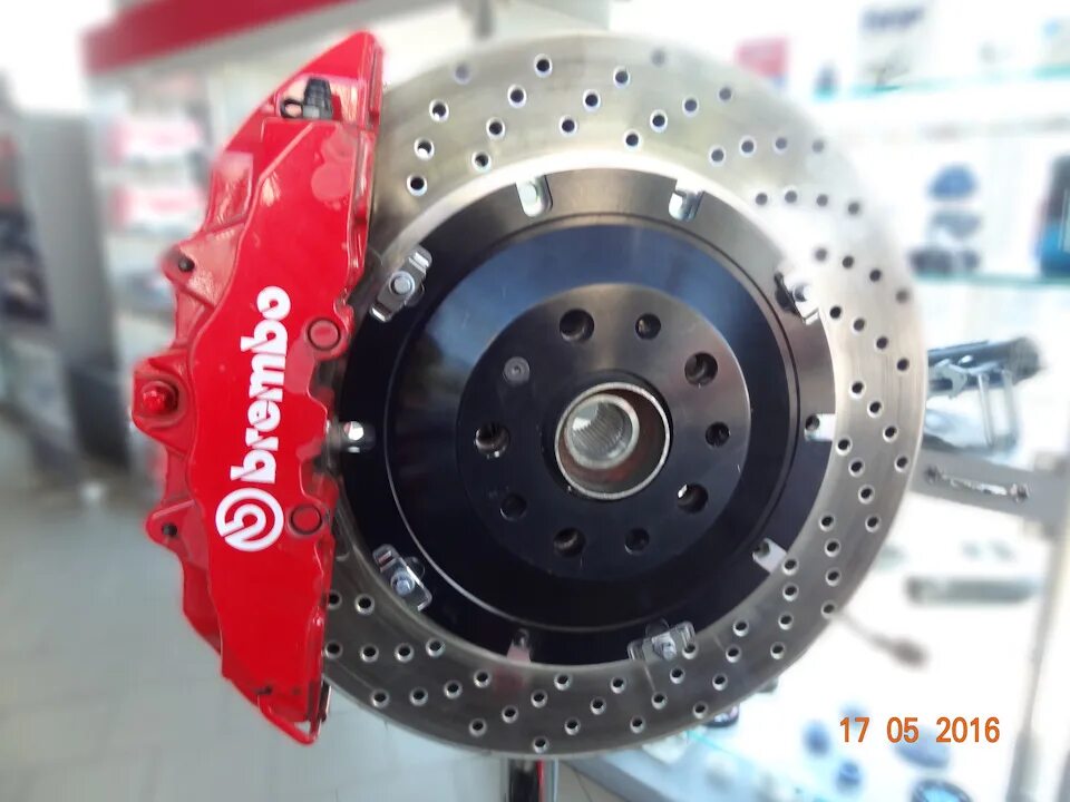 Тормоза на мазда 6. Passat b8 BREMBO. Тормозная система BREMBO Passat b5. Mazda 6 GJ диски BREMBO. Тормоза усиленные для Mazda 6 GJ.