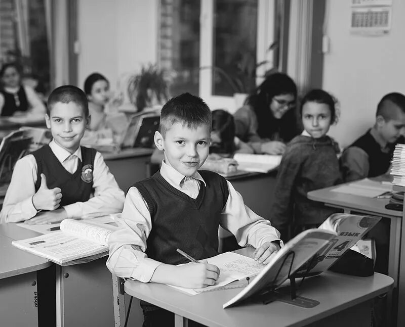 в них в каждой школе