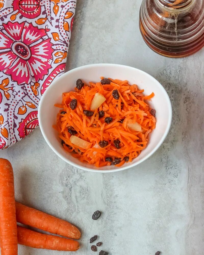 Морковь отварная состав. Морковь вареная. Морковка отварная. Салат с вареной морковью. Морковь с натуральным йогуртом.
