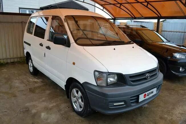 Таун айс 2000. Toyota Town Ace 2000. Toyota Lite Ace 2000. Габариты Тойота Таун айс 2000 года.