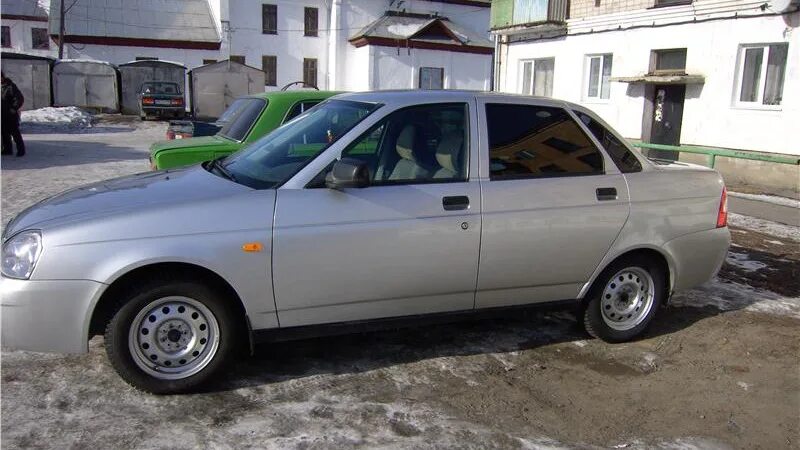 Снежная королева цвет краски. Краска 690 снежная королева металлик. Mobihel 419 опал. Ваз 2110 цвет снежная королева 690. Снежная королева цвет краски.
