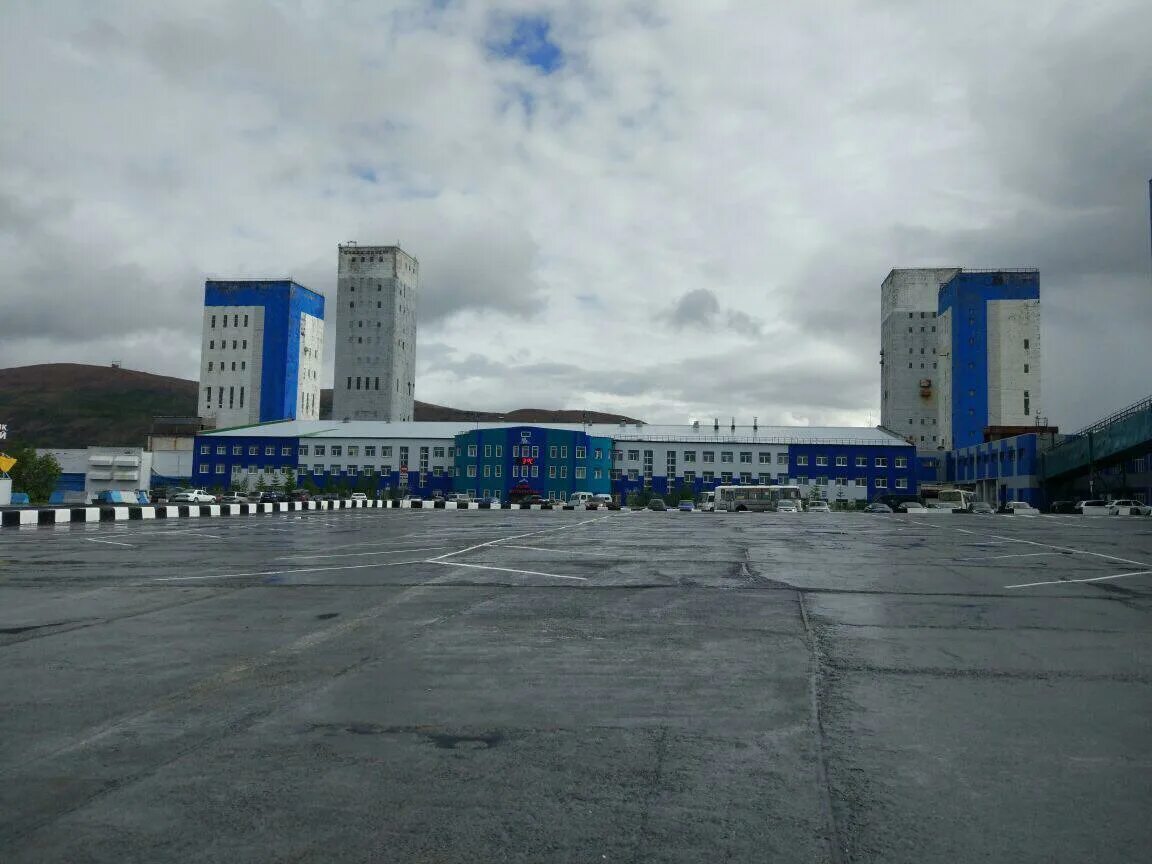 Кольская горно-металлургическая компания. Мончегорск норникель завод. Гмк адрес. Мончегорск норникель завод. Печенга никель заполярный комбинат.