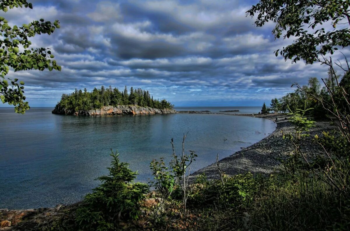 Озеро гурон канада. Озеро системы великих озер северной америки. Великие американские озёра верхнее гурон мичиган эри онтарио. 5 великих озер северной америки. Великие озёра озёра северной америки.