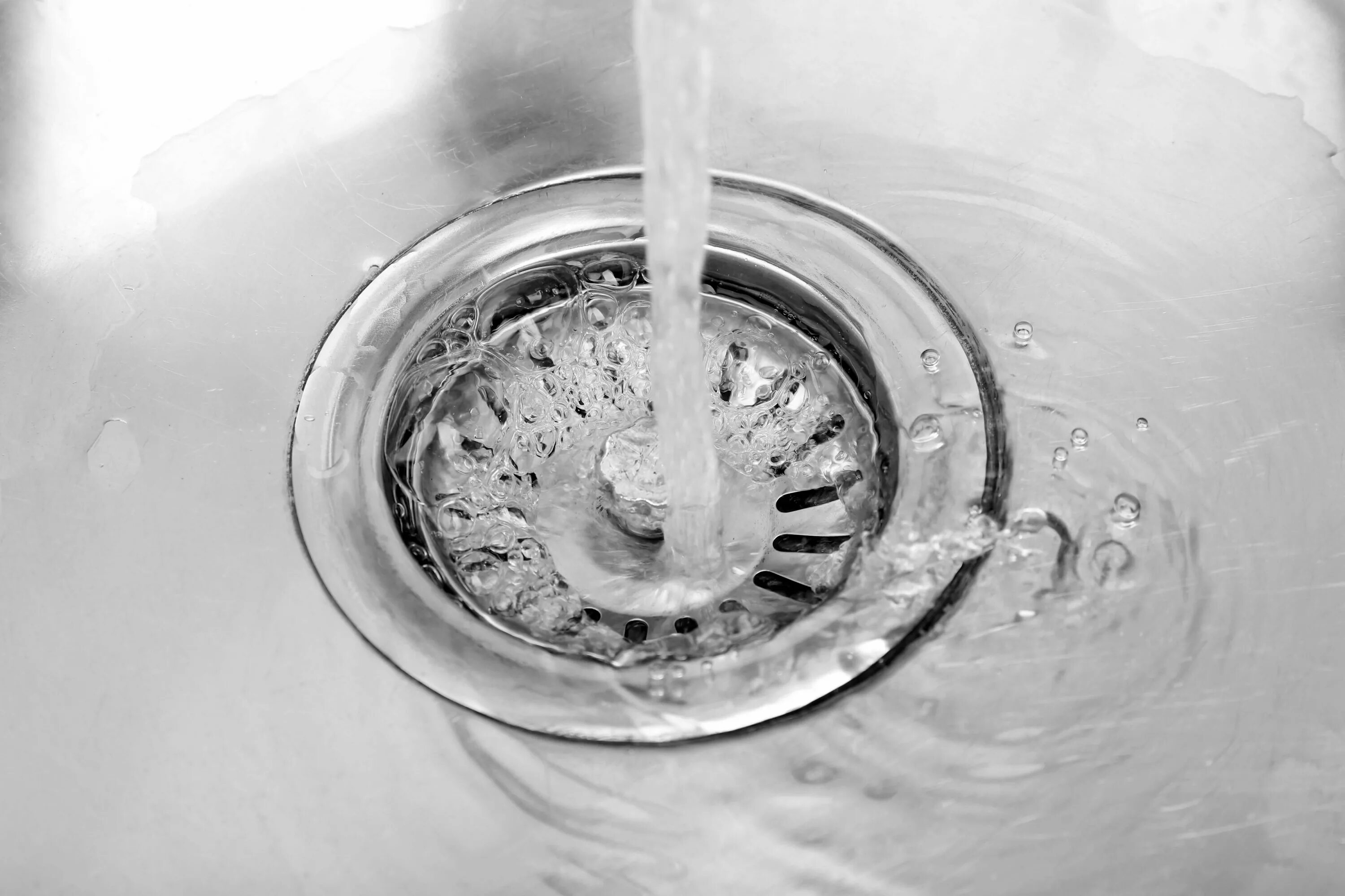 Kitchen sink leak. Течет мойка. Течет мойка. Раковина для мытья посуды. Покрасить раковину на кухне.