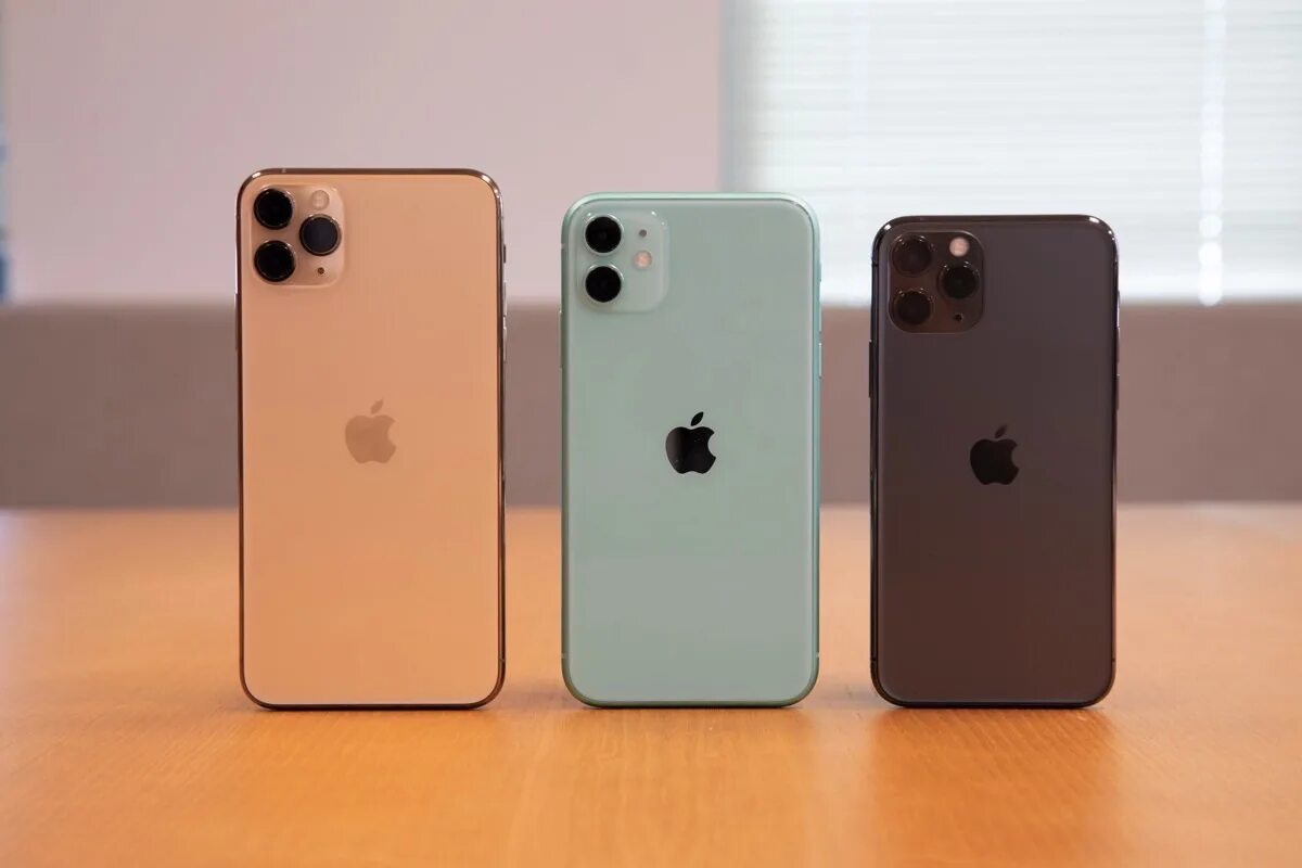 Бывает айфон про макс. Iphone 11 Pro Max. Apple iphone 11 Pro. Эпл айфон 11 Промакс. Iphone 11 Pro расцветки.