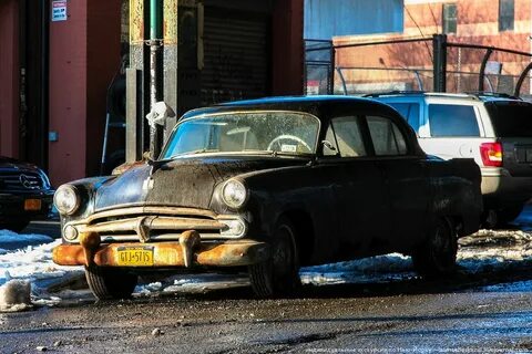 Город старых машин