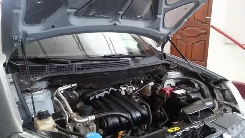 Газовый упор капота кашкай