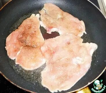 Мясо грудка куриная на сковороде