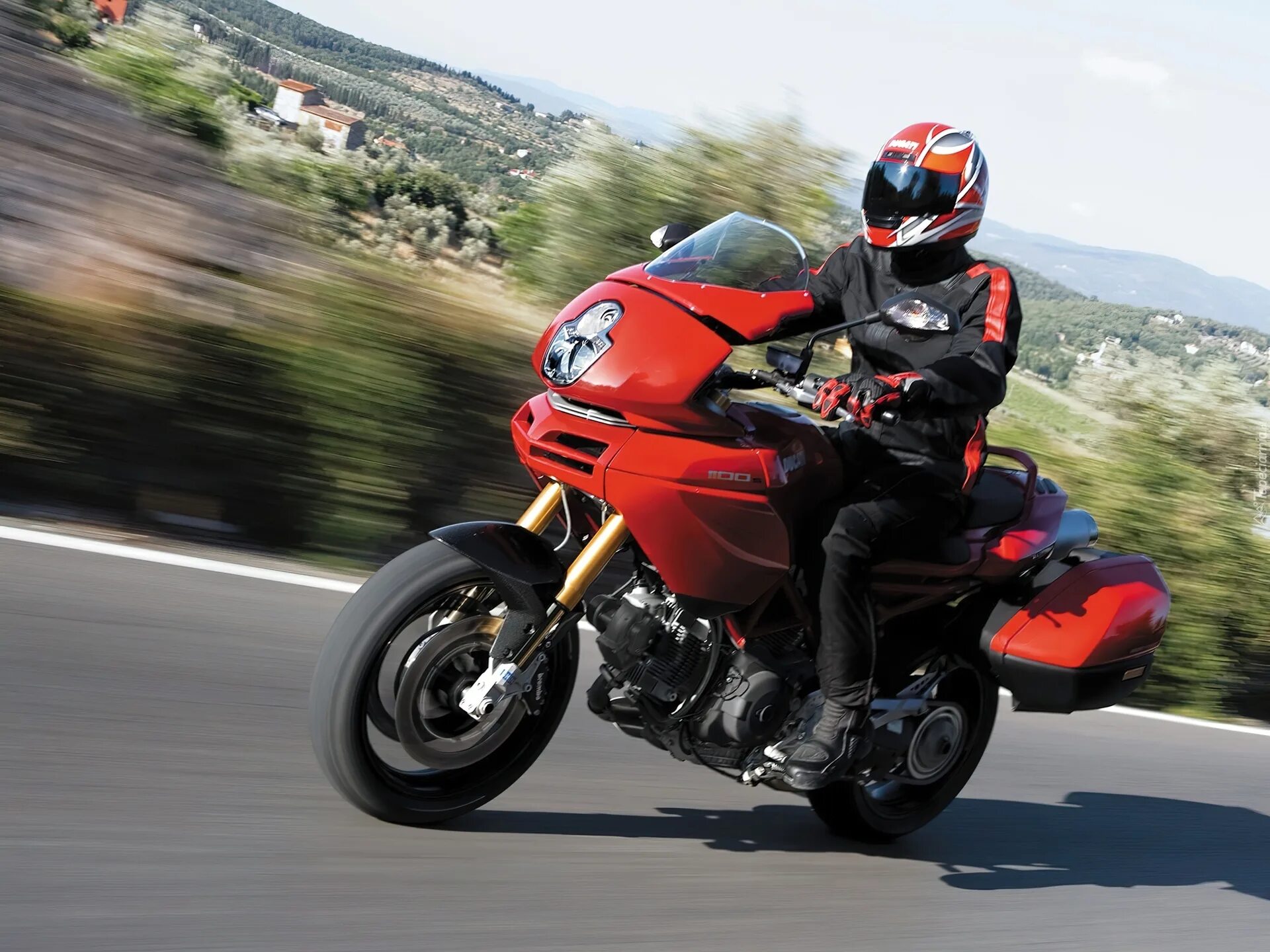 Мотоцикл включаться. Ducati Multistrada 1100. Ducati Multistrada 2008. Ducati Multistrada 1100s. Мотоцикл Дукати Мультистрада.