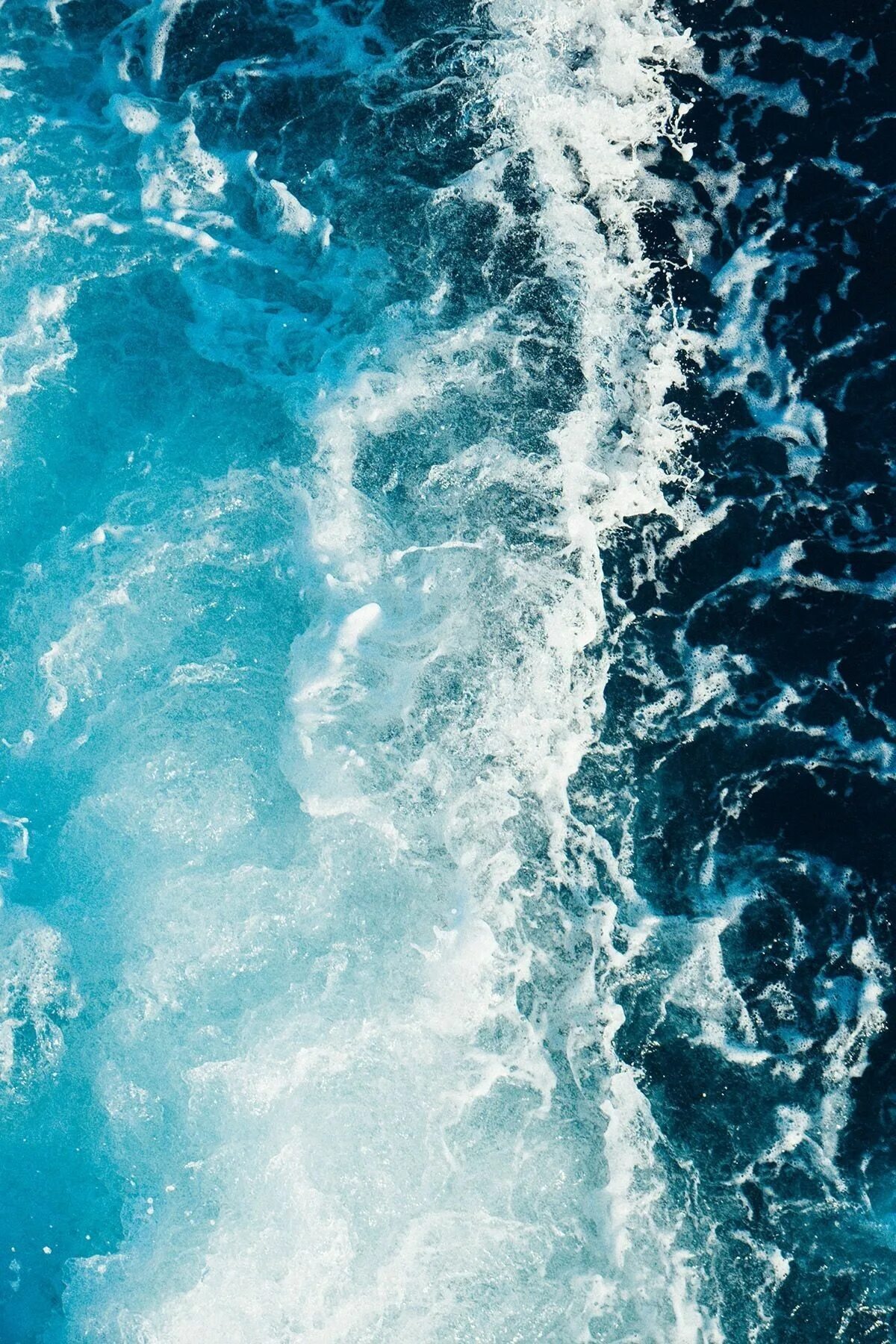 Прозрачная вода море. Море эстетика. Морская вода в телефоне. Вид на океан. Морская вода в телефоне.