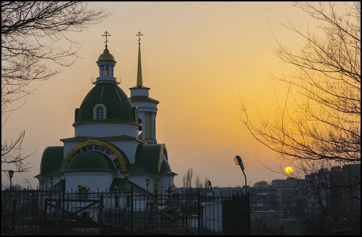 храм христа спасителя нововоронеж. спасская церковь нововоронеж. храм христа спасителя нововоронеж. храм христа спасителя нововоронеж. нововоронеж церковь.
