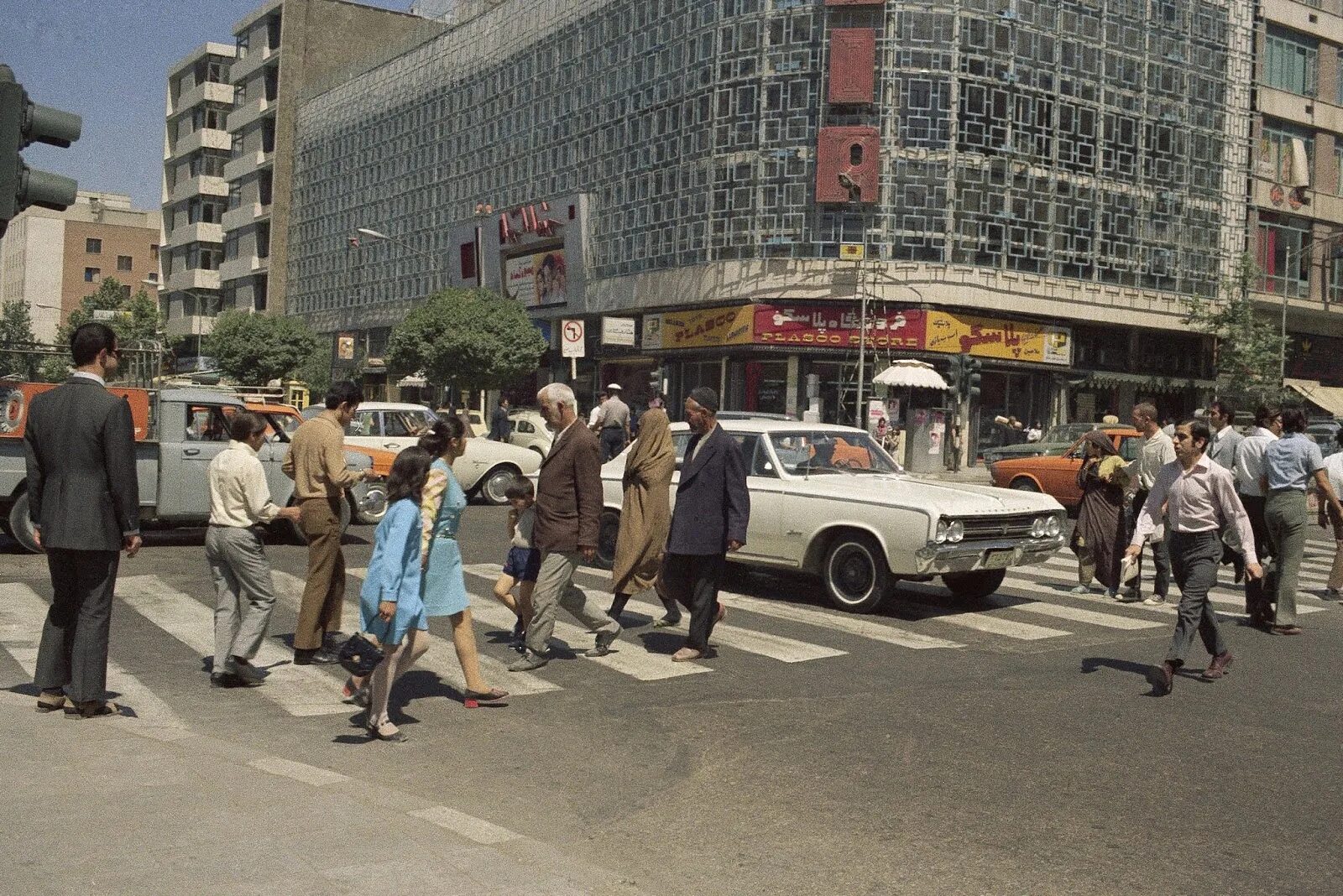 Иран в 60-70е. Иран до революции 1979 года. Иран до 1970. Иран в 70-е годы. Иран 80 годы