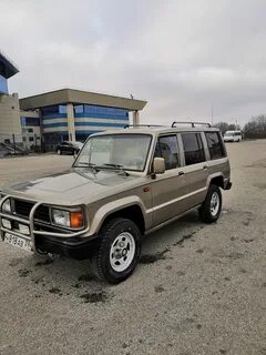 Isuzu trooper 1