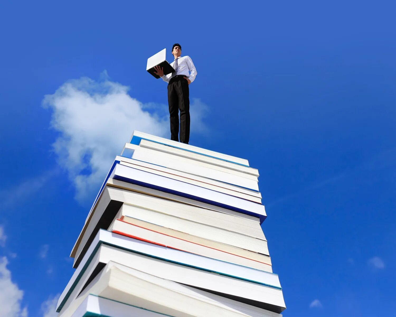 Достигая знания. Достигая знания. Знания и саморазвитие. Достигая знания. Достигая знания.