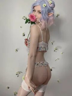 1 or 2?RT if both 600 RT for booty video Check comments and see full set! 
