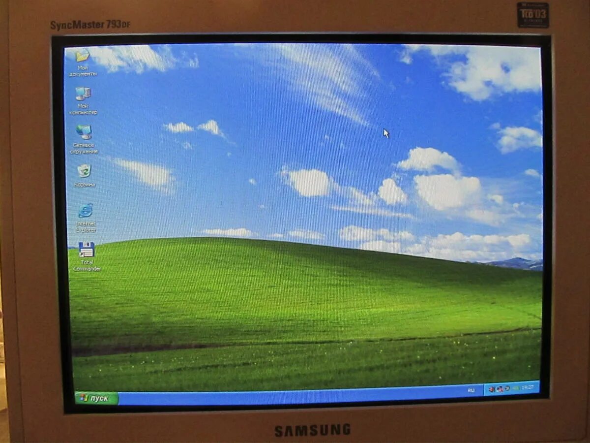 Samsung компьютер Windows XP 793df. Самсунг 60 Гц.