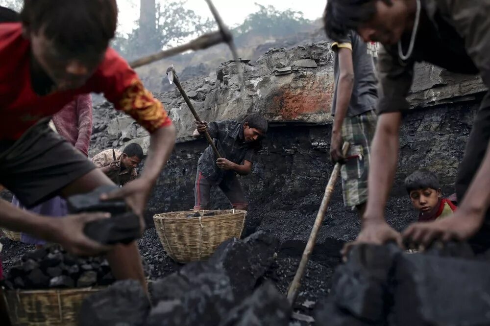 Добыча каменного угля в Индии. Горнодобывающая промышленность Индии. Каменноугольная промышленность Индии. Угольные Шахты Индии.