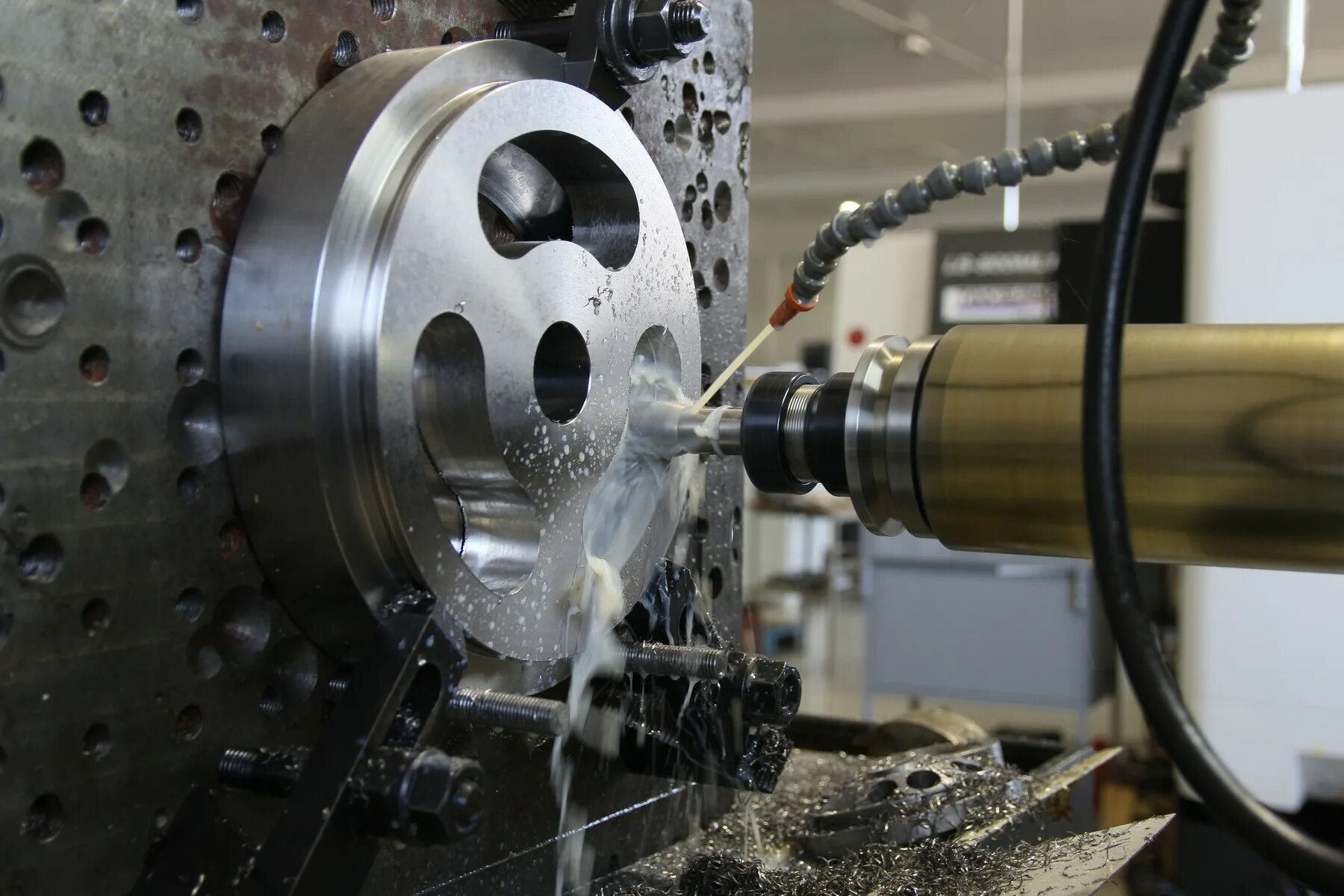 Мехобработка. Мехобработка щелевых колец. Фрезерная обработка металла. Механообработка металла. Мехобработка.