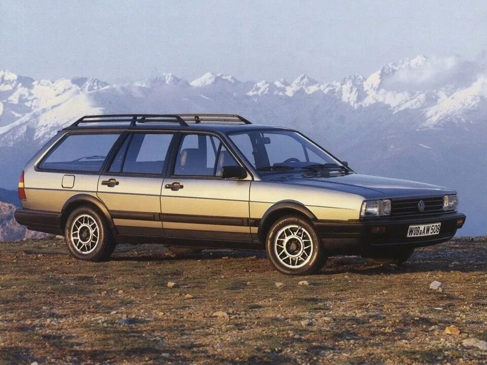 Passat variant santana. Volkswagen passat b2 универсал. vw passat b2 хэтчбек. vw passat b2 седан. vw passat b2 variant.