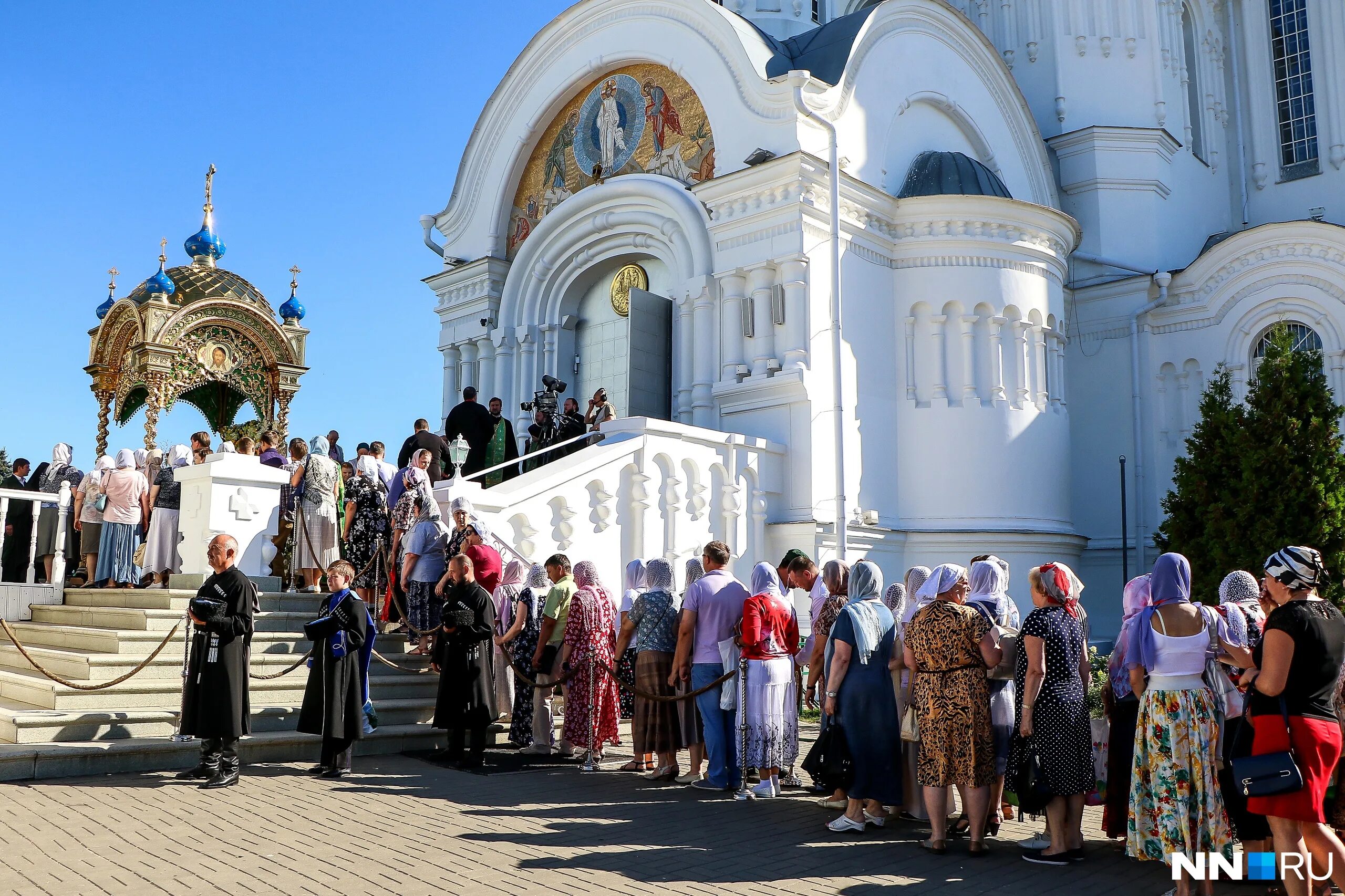 Дивеево сегодня в контакте. Дивеево монастырь паломники.