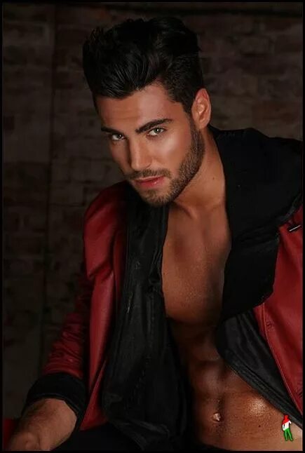 Alessandro florenzi fifa 22. «мистер италия — 2008» алессандро. Алессандро неста. Алессандро матри вк. Алессандро итальянец блоггер.