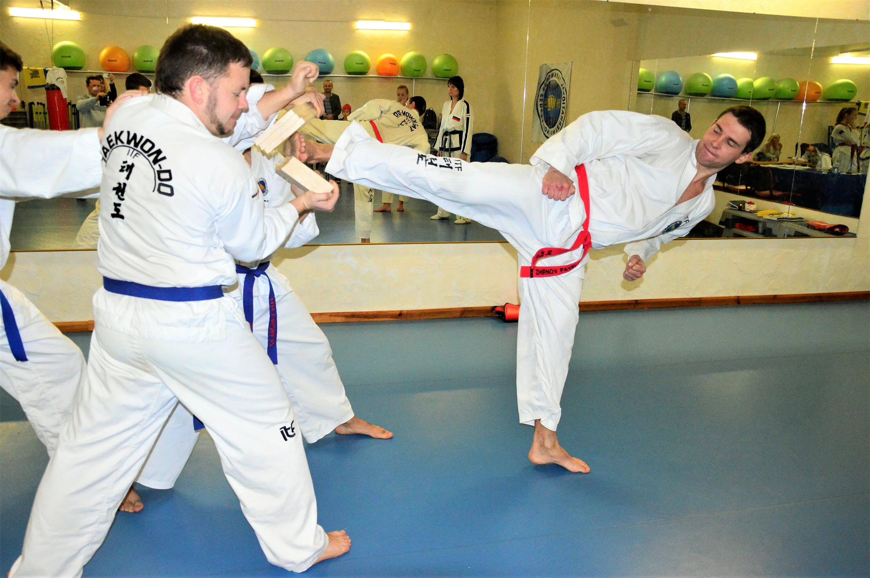 краевая федерация тхэквондо севастополь. каратэ группа. спортклуб гладиатор тамбов. тхэквондо севастополь для детей острякова 2015. сош 45 карате севастополь.