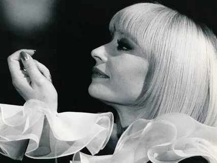 Рафаэлла карра певиц