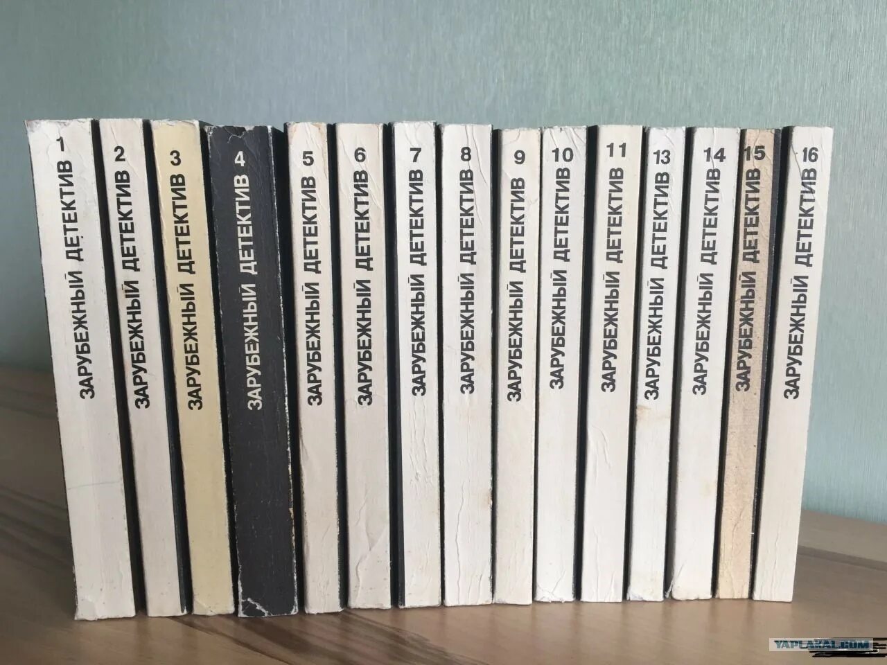 Ищем авторов книг. Зарубежный детектив книги. детективы в библиотеке. зарубежный детектив собрание сочинений.
