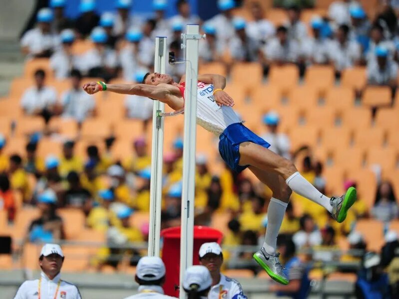 илья дмитриевич иванюк. прыгун михаил акименко. баршим прыжки в высоту рекорд. прыжки в высоту женщины мировой рекорд. михаил акименко прыжки.