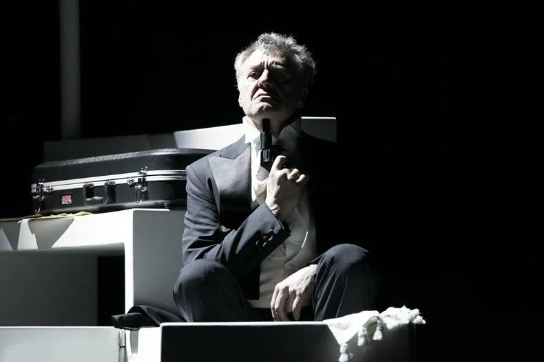 фальшивая нота ленсовета. театр ленсовета фальшивая нота спектакль. семен стругачев театр ленсовета. фальшивая нота ленсовета. театр ленсовета фальшивая нота.