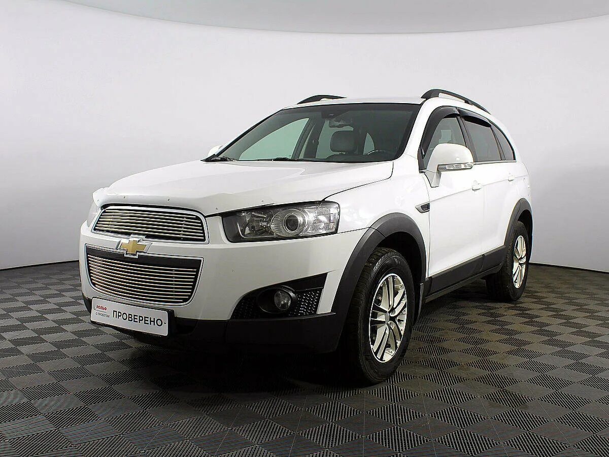 Шевроле каптива купить в москве. Chevrolet Captiva 2013 белый. Каптива 5. Каптива 5 Chevrolet. Шевроле Каптива внедорожник белый.