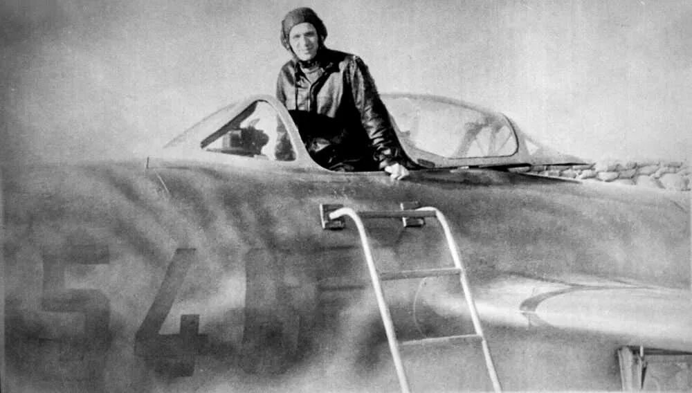 1953 полет. Летчики миг-15. летчик миг-15 в корее. советские летчики в корее в 1950- 1953.
