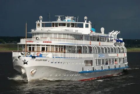 Круизы на теплоходе из москвы недорого