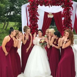 Свадьба в бордовом цвете: оформление зала, торт, наряды жениха и невесты, свадеб