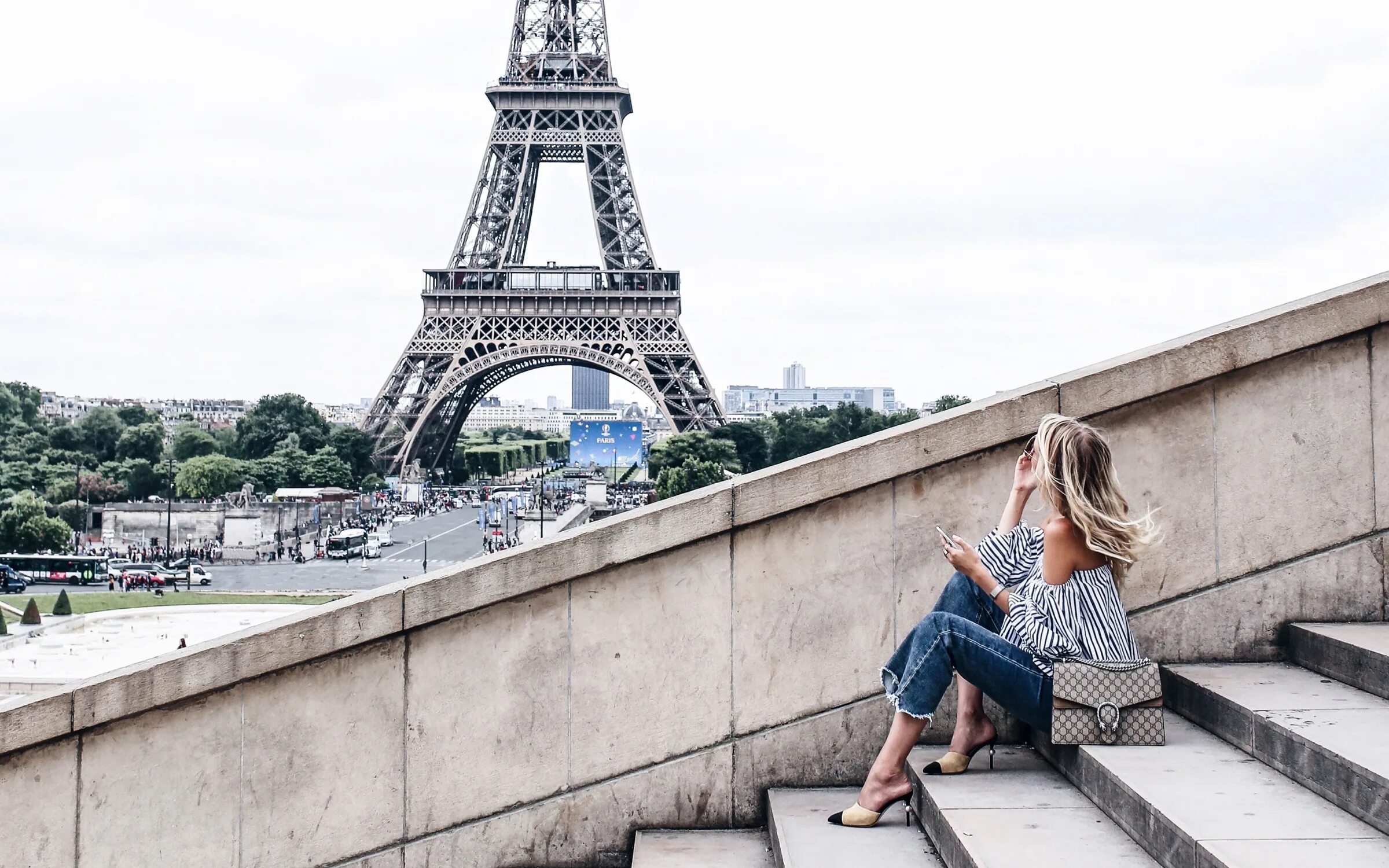 Жизнь в Париже. Будущая жизнь Париж. Нетуристический Париж. Paris Cartier pleasing Paris ВКОНТАКТЕ.