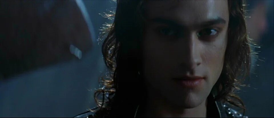 Королева проклятых лестат. Королева проклятых лестат. Королева проклятых фильм 2002 лестат. Королева проклятых лестат. Лестат королева проклятых.