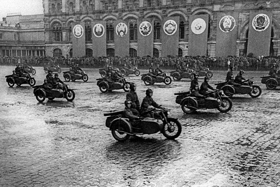 Парад 1945г. Парад Победы 24 июня 1945 года. Техника парад Победы 1945 года. Г Москва красная площадь, парад, Победы, 24 июня,1945г.. Парад Победы 1945г на красной площади.