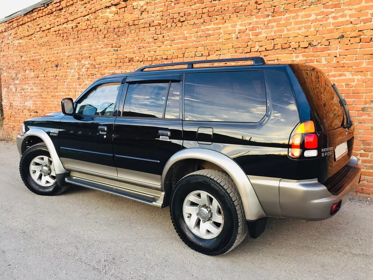 Паджеро спорт 3 литра бензин. Паджеро спорт 3 литра бензин. Митсубиши паджеро спорт 2002. Mitsubishi pajero sport 1. 2 дизель.
