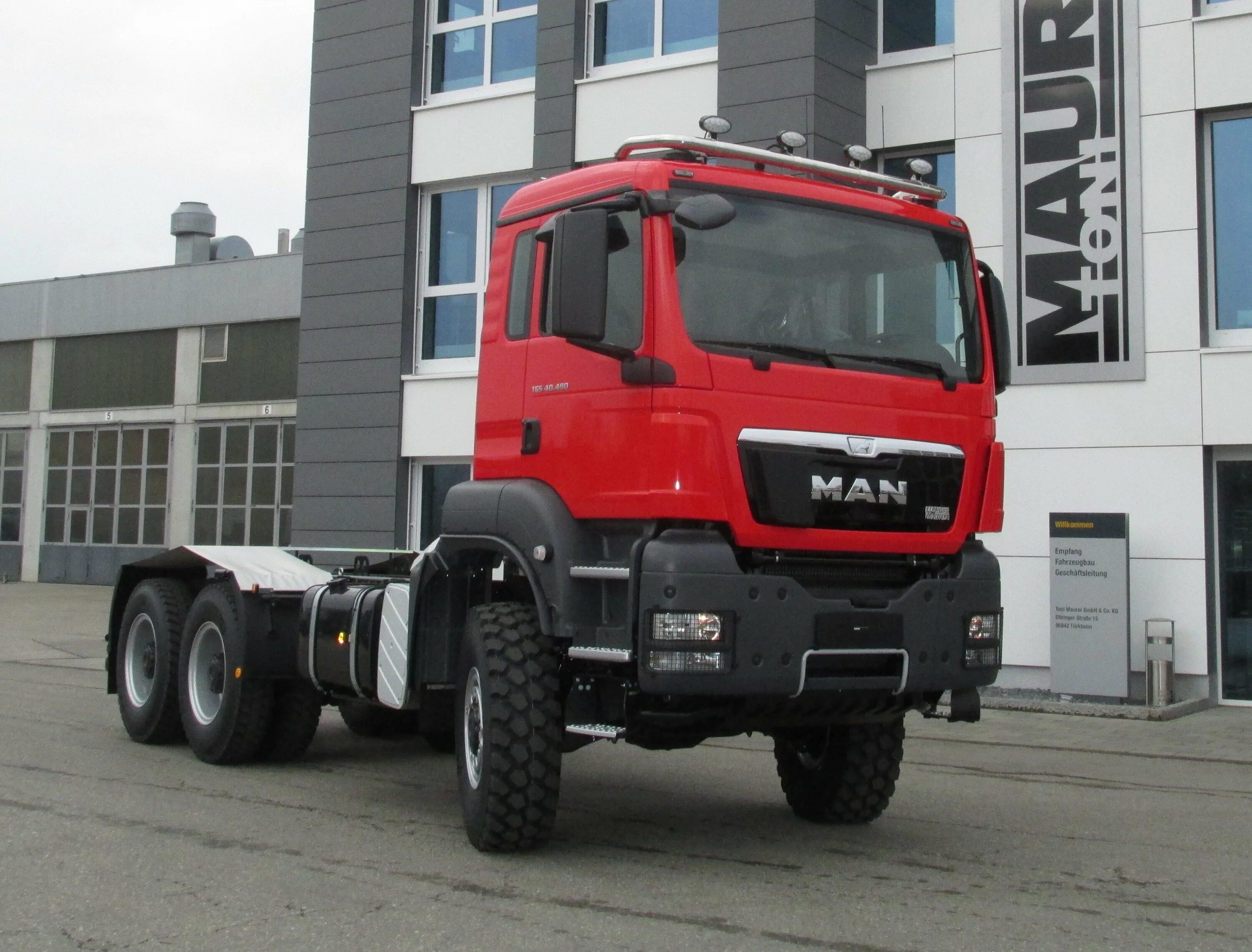 Man TGS 40.440. Ман ТГС 40 480. Man TGS 6x6 седельный тягач. Man TGS 33.480 6x6. Купить седельный тягач 6х6 бу