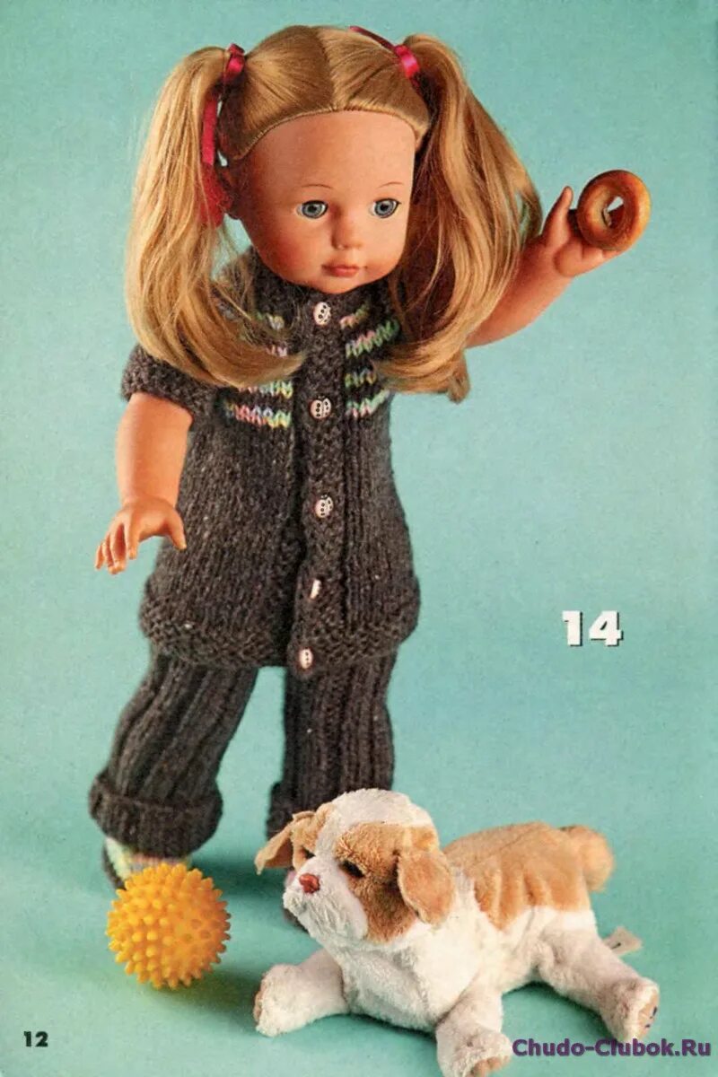 Вязаная одежда для кукол. Вязаные платья для кукол. Вязаные платья для кукол. Вяжем одежду для кукол спицами. Вязаная одежда для куколок.